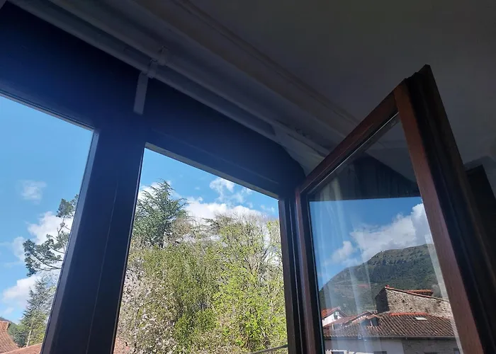 Céntrico En El Casco Antiguo De Appartement Potes